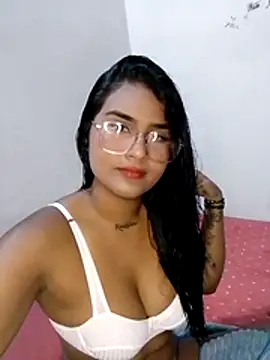 Snapshot of Zoe_Renata chatting on 02-13-26, 12:23 Zoe Renata online show from 02-13-26, 12:23