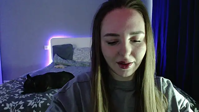 Snapshot of Reyleys chatting on 02-24-26, 09:29 Reyleys online show from 02-24-26, 09:29