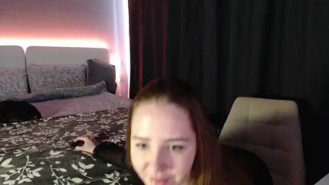 Snapshot of Reyleys chatting on 02-26-26, 10:03 Reyleys online show from 02-26-26, 10:03