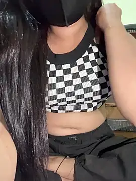 Cutedesigirl online show from 02-27-26, 05:13