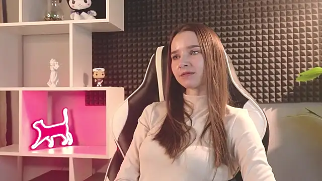 Snapshot of OnyxViper chatting on 02-19-26, 08:43 OnyxViper online show from 02-19-26, 08:43