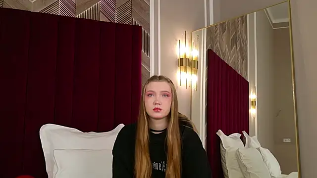 Snapshot of StacyHicks chatting on 02-28-26, 03:13 StacyHicks online show from 02-28-26, 03:13