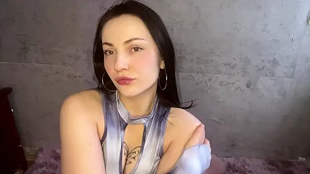 Snapshot of Mona_Fox chatting on 02-15-26, 06:21 Mona Fox online show from 02-15-26, 06:21