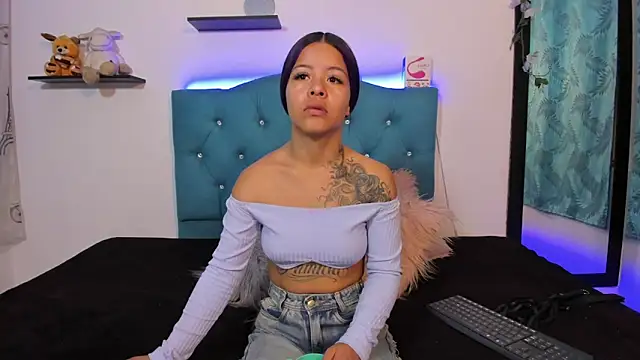 Snapshot of Sandy_ass_69_ chatting on 02-27-26, 09:37 Sandy ass 69 online show from 02-27-26, 09:37