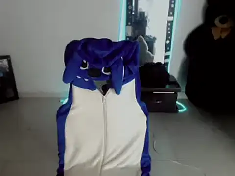 Snapshot of nebullax_mcqueen chatting on 03-01-26, 06:15 nebullax mcqueen online show from 03-01-26, 06:15