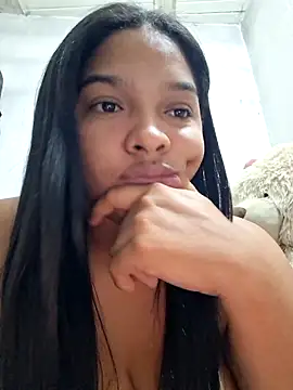 Snapshot of AnnaMil3J chatting on 02-21-26, 05:08 AnnaMil3J online show from 02-21-26, 05:08