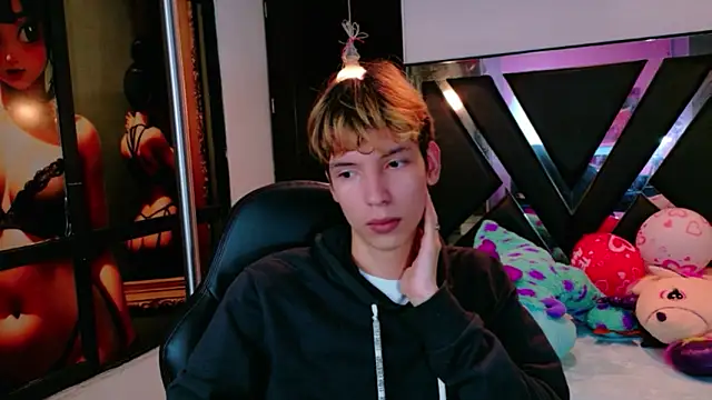 Liam Green1 online show from 02-17-26, 12:01