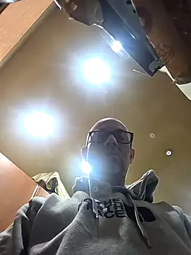 pareja47 online show from 02-06-26, 08:01