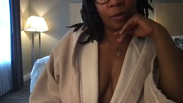 bisexualbeauty50 online show from 02-11-26, 03:50