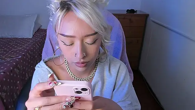 Snapshot of _AbbyIce chatting on 02-13-26, 12:17 AbbyIce online show from 02-13-26, 12:17