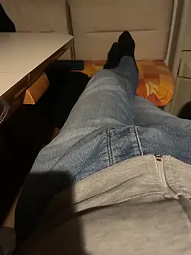 Snapshot of stallone_italiano_62 chatting on 02-21-26, 10:00 stallone italiano 62 online show from 02-21-26, 10:00