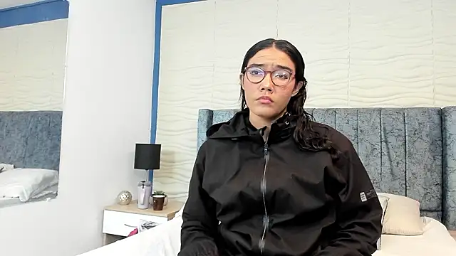 Snapshot of PamelaChu01 chatting on 02-25-26, 01:26 PamelaChu01 online show from 02-25-26, 01:26