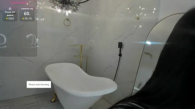 Snapshot of zharia_lux_25 chatting on 02-26-26, 11:31 zharia lux 25 online show from 02-26-26, 11:31