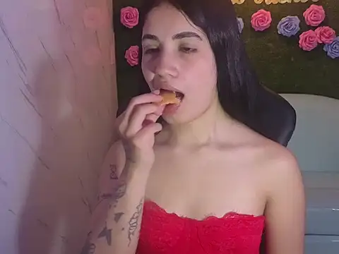 Snapshot of Samanttha_tf chatting on 02-12-26, 12:33 Samanttha tf online show from 02-12-26, 12:33