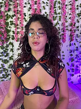 Snapshot of Woo_isDaphne chatting on 02-22-26, 11:25 Woo isDaphne online show from 02-22-26, 11:25