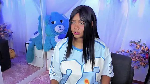 Snapshot of Angel_Belll chatting on 03-03-26, 02:07 Angel Belll online show from 03-03-26, 02:07