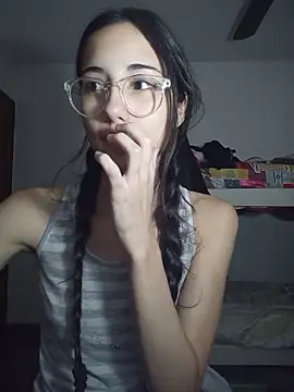 isaaabelaaa online show from 04-14-26, 11:00