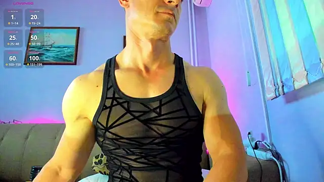 Snapshot of Shestifold_ chatting on 10-16-25, 02:07 Shestifold online show from 10-16-25, 02:07