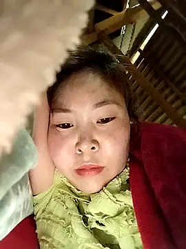 Yiyoongg online show from 02-19-26, 02:29