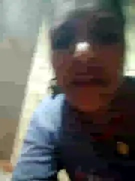 Snapshot of Loomaraj chatting on 02-19-26, 04:03 Loomaraj online show from 02-19-26, 04:03