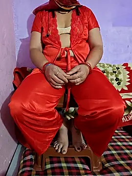 Seductive pooja online show from 03-15-26, 05:52