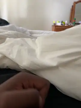 Snapshot of DadieDiq chatting on 03-08-26, 09:57 DadieDiq online show from 03-08-26, 09:57