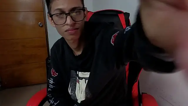 Niklausxxx online show from 03-02-26, 02:14