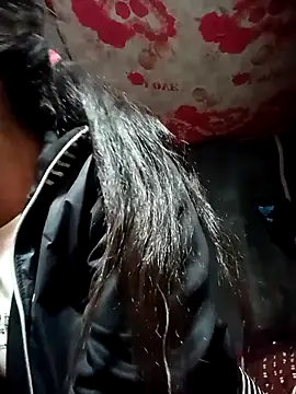 Snapshot of NAINKUTE chatting on 02-14-26, 10:45 NAINKUTE online show from 02-14-26, 10:45