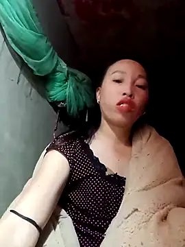 Snapshot of NAINKUTE chatting on 02-15-26, 08:27 NAINKUTE online show from 02-15-26, 08:27