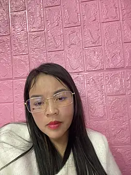 Snapshot of Strawberry-wet chatting on 02-09-26, 07:56 Strawberry-wet online show from 02-09-26, 07:56