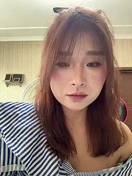 Snapshot of A-cola chatting on 02-27-26, 08:25 A-cola online show from 02-27-26, 08:25