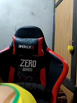 Aly live online show from 02-19-26, 03:19