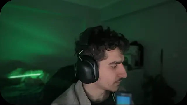 enesbabakral online show from 02-10-26, 01:43