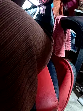 Snapshot of yun_2006 chatting on 02-22-26, 03:51 yun 2006 online show from 02-22-26, 03:51