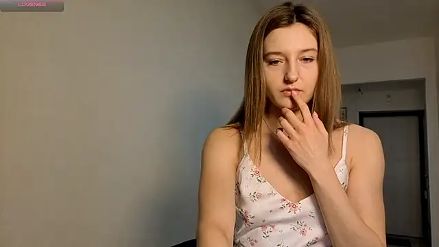 Snapshot of AvelinaSchepp chatting on 03-21-26, 11:04 AvelinaSchepp online show from 03-21-26, 11:04