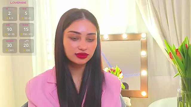 Sofia Plump online show from 03-08-26, 10:30