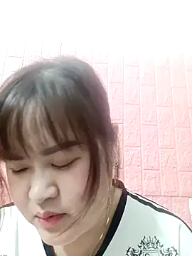 Snapshot of Kee-kimlee chatting on 02-11-26, 04:17 Kee-kimlee online show from 02-11-26, 04:17