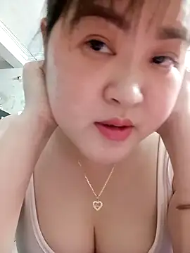 Snapshot of Kee-kimlee chatting on 03-02-26, 09:16 Kee-kimlee online show from 03-02-26, 09:16