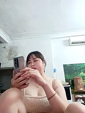 Kee-kimlee online show from 04-13-26, 02:50