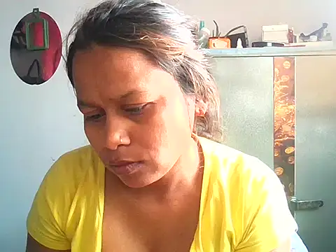 02Hot-Queen online show from 02-23-26, 05:05