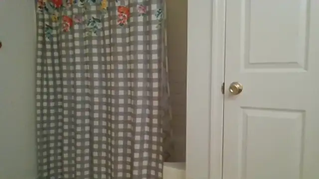 Snapshot of southeastindiann chatting on 02-11-26, 12:32 southeastindiann online show from 02-11-26, 12:32