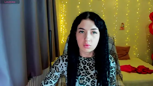 Snapshot of milanasky5 chatting on 02-23-26, 07:22 milanasky5 online show from 02-23-26, 07:22