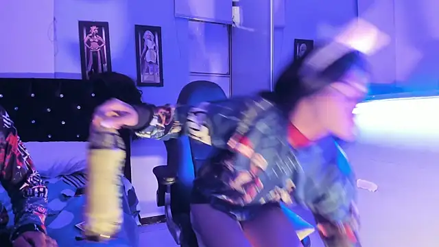 thonixxandluna online show from 02-11-26, 03:33