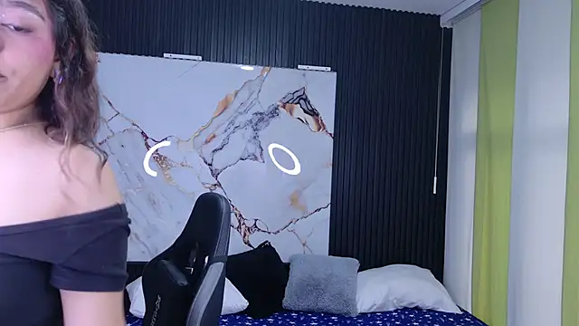 Sophie19   online show from 03-17-26, 11:46