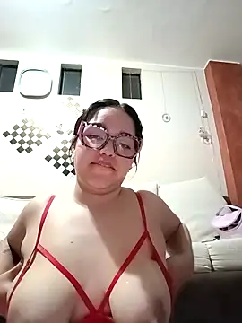 Snapshot of samantha-691 chatting on 02-27-26, 04:12 samantha-691 online show from 02-27-26, 04:12