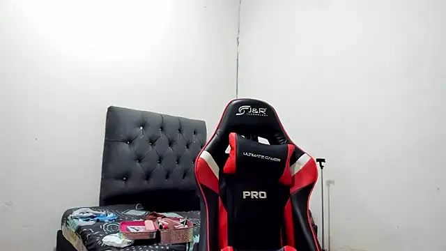 QueenNyxx online show from 03-12-26, 08:37