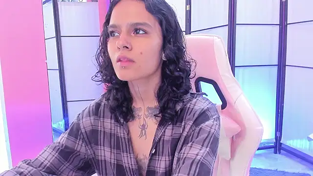 Julianne 7 online show from 02-16-26, 07:32