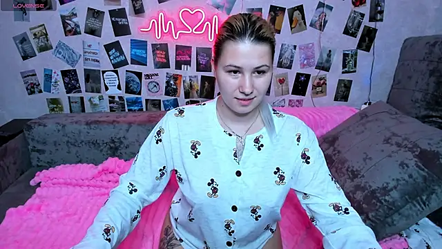 x Ulya1cutex online show from 03-02-26, 07:15