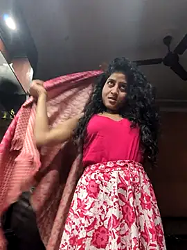 Snapshot of sexysilmy chatting on 02-26-26, 08:46 sexysilmy online show from 02-26-26, 08:46