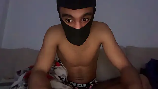 Snapshot of reubeu2pnm chatting on 02-13-26, 03:35 reubeu2pnm online show from 02-13-26, 03:35